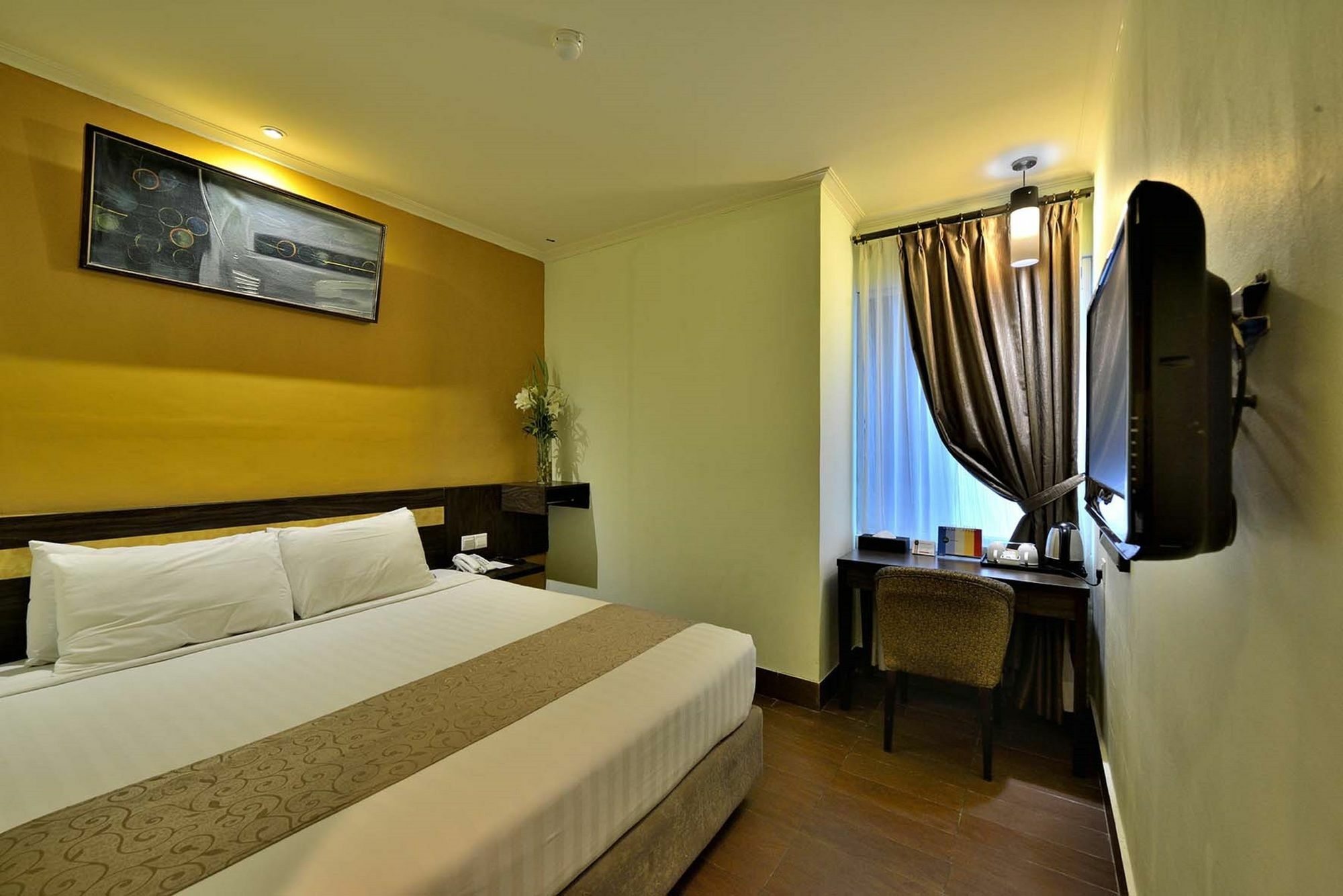 Dafam Hotel Cilacap Esterno foto